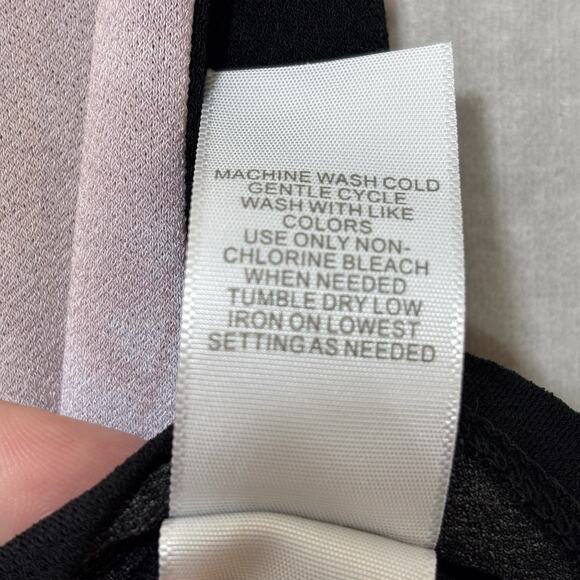 Bisou Bisou Black Pink Watercolor Floral Top Short Sleeve Lace Detail Artsy XL - Picture 6 of 8